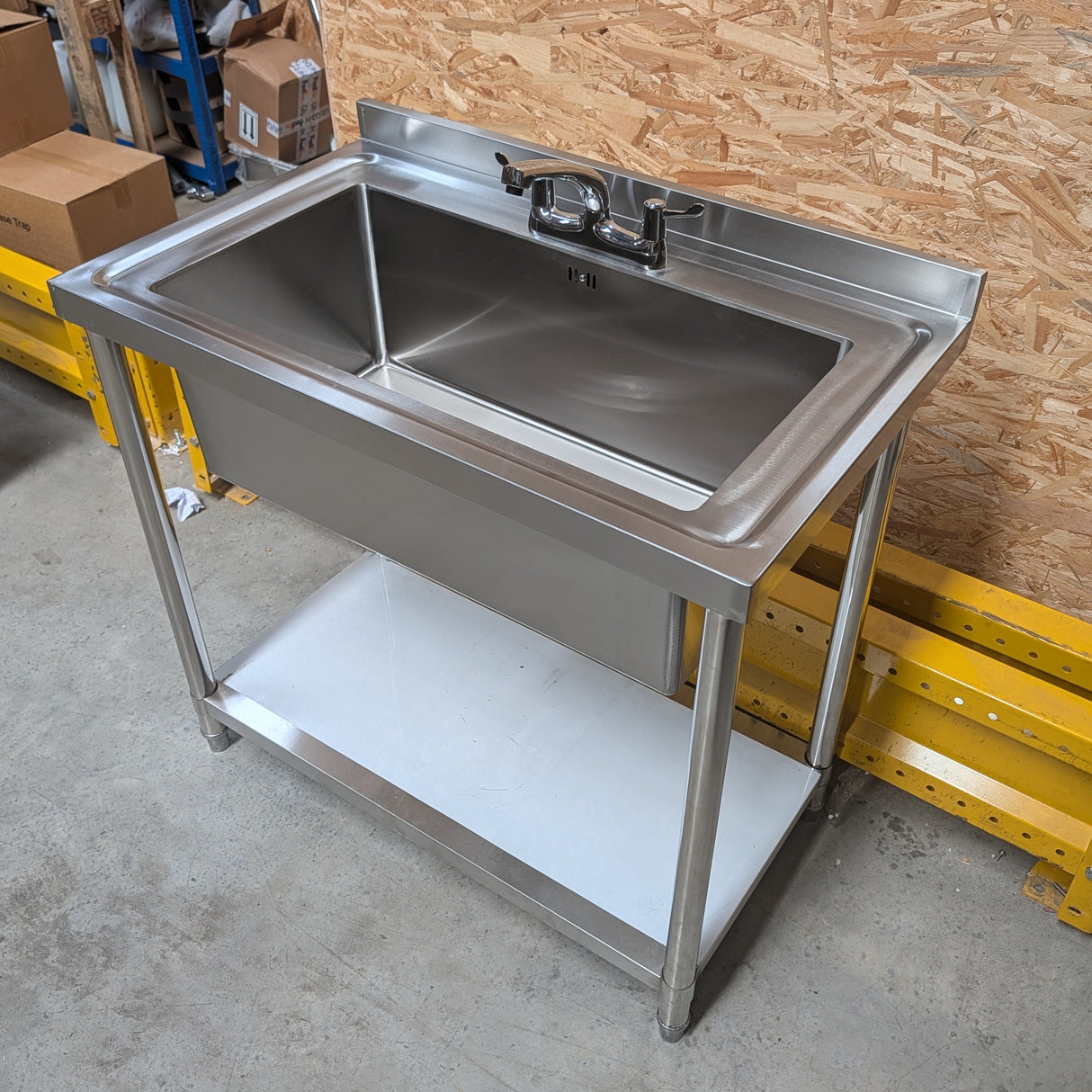 Single Bowl Sink 1000x600x900mm - Large Centre Bowl