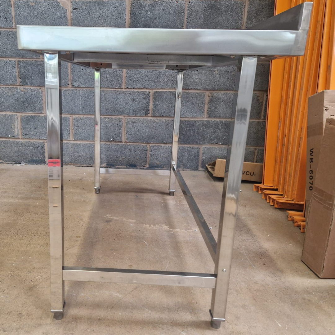 Stainless Steel Table with Void (No Undershelf) - 1400x700x900mm