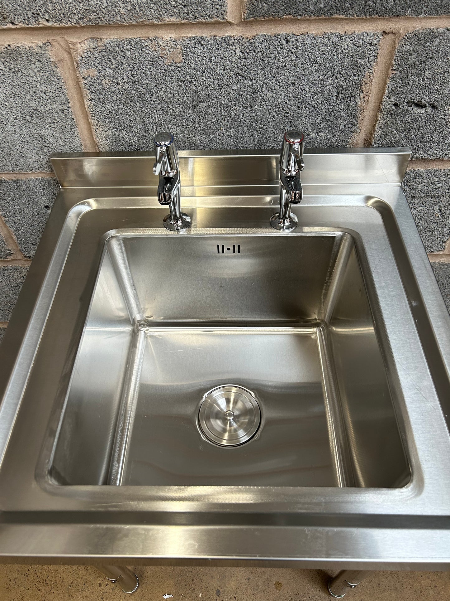 600mm Commercial Sink